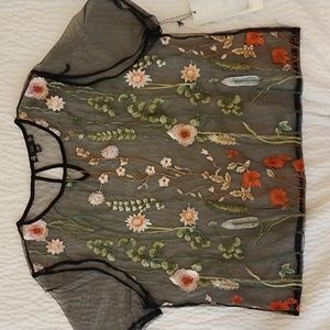 Size 1XL see-through flower detailed Shirt